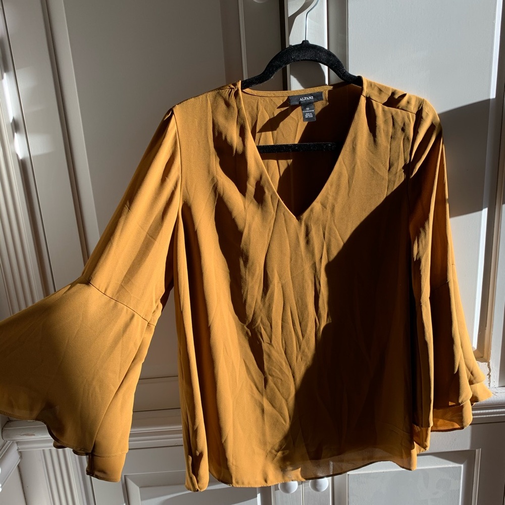 Like New Alfani Mustard Blouse 💛